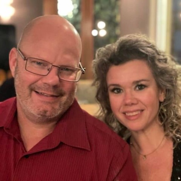 Meet your Posher, Barbi - Picture 1 of 1